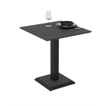 Tavolo Quadrato Carvel ossido: Eleganza e Stile Distintivo per Ogni Spazio 68x68x75H