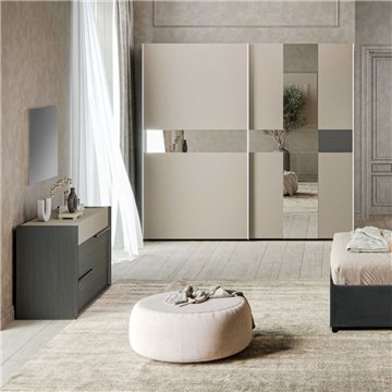 Camera da letto Tania grigio e talco armadio scorrevole con specchi e letto contenitore Ascoli