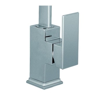 Miscelatore cucina moderno cromo Malaga – Eleganza e funzionalità